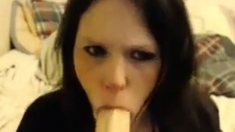 Cam girl dildo's her mouth so messy