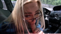 Stepmom Elena sucked my dick in the car