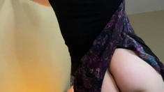 amateur vip ass masturbating on live webcam