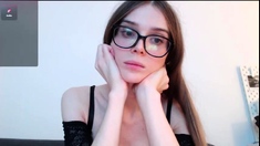 Brunette Solo Webcam Masturbation