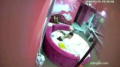 Horny fat arab housewife fingered on amateur hidden cam