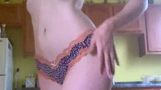 Amateur Webcam Babes Going Solo