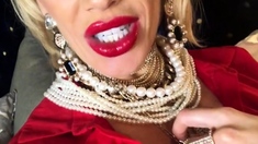 Cumshot Amateur Milf Suck And Jerks Dude In The Bedroom