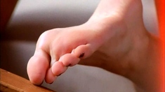 Black Amateur Explore Hot Foot Fetish