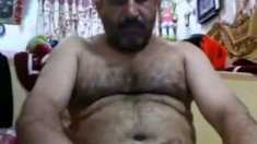 Bear Masturbating: Mature Arab Edition